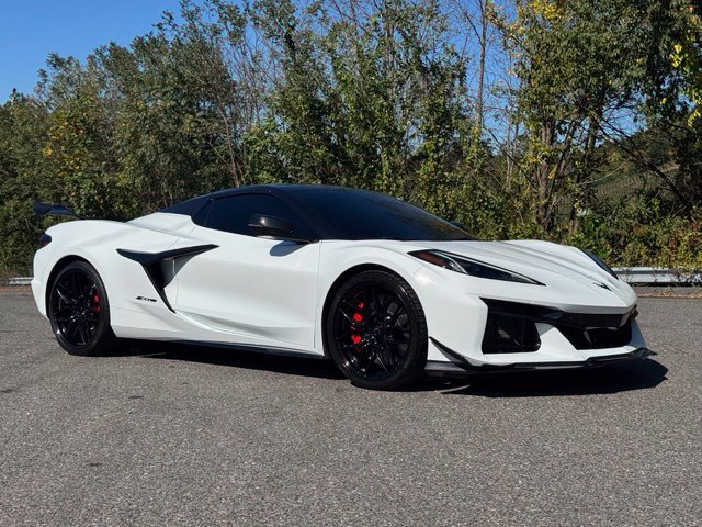 Used 2023 Chevrolet Corvette Z06 w/ Battery Protection Package RWD image 9
