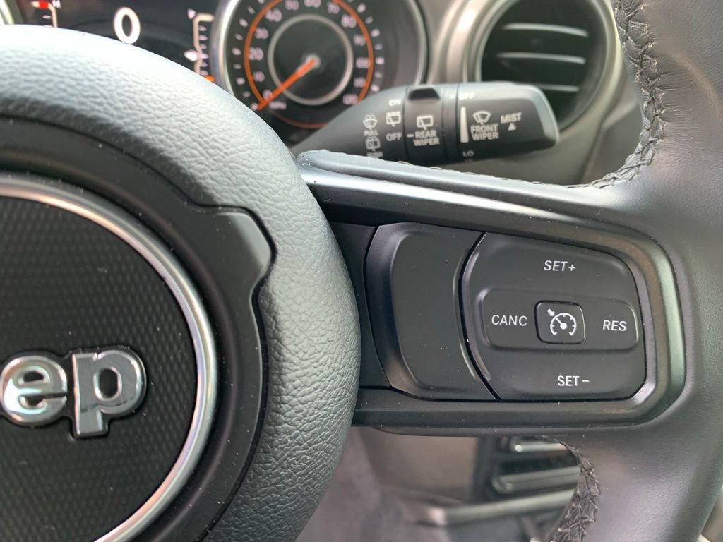 Used 2021 Jeep Wrangler Sport AWD/4WD image 28
