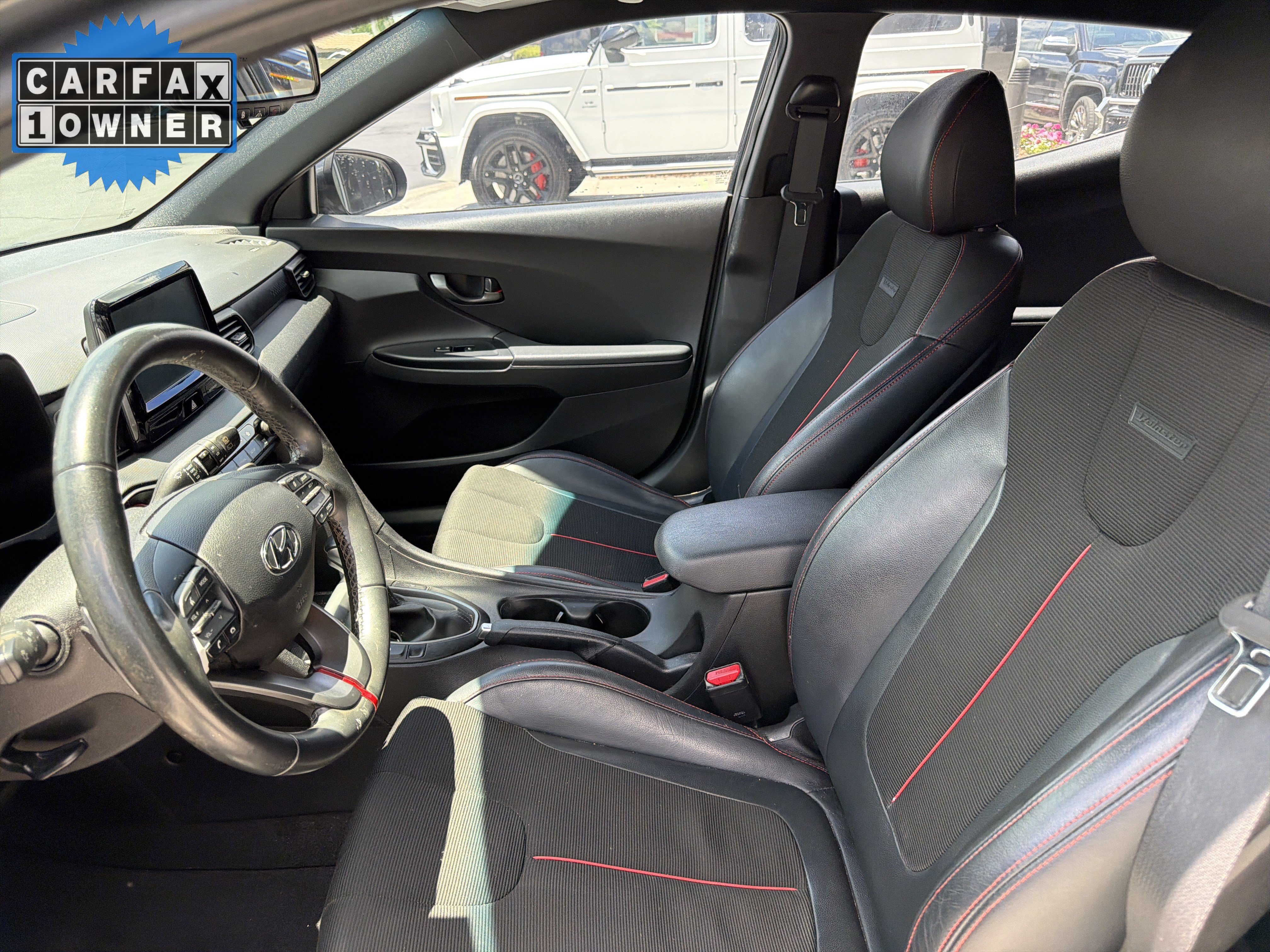 Used 2019 Hyundai Veloster 2.0 Premium FWD image 16