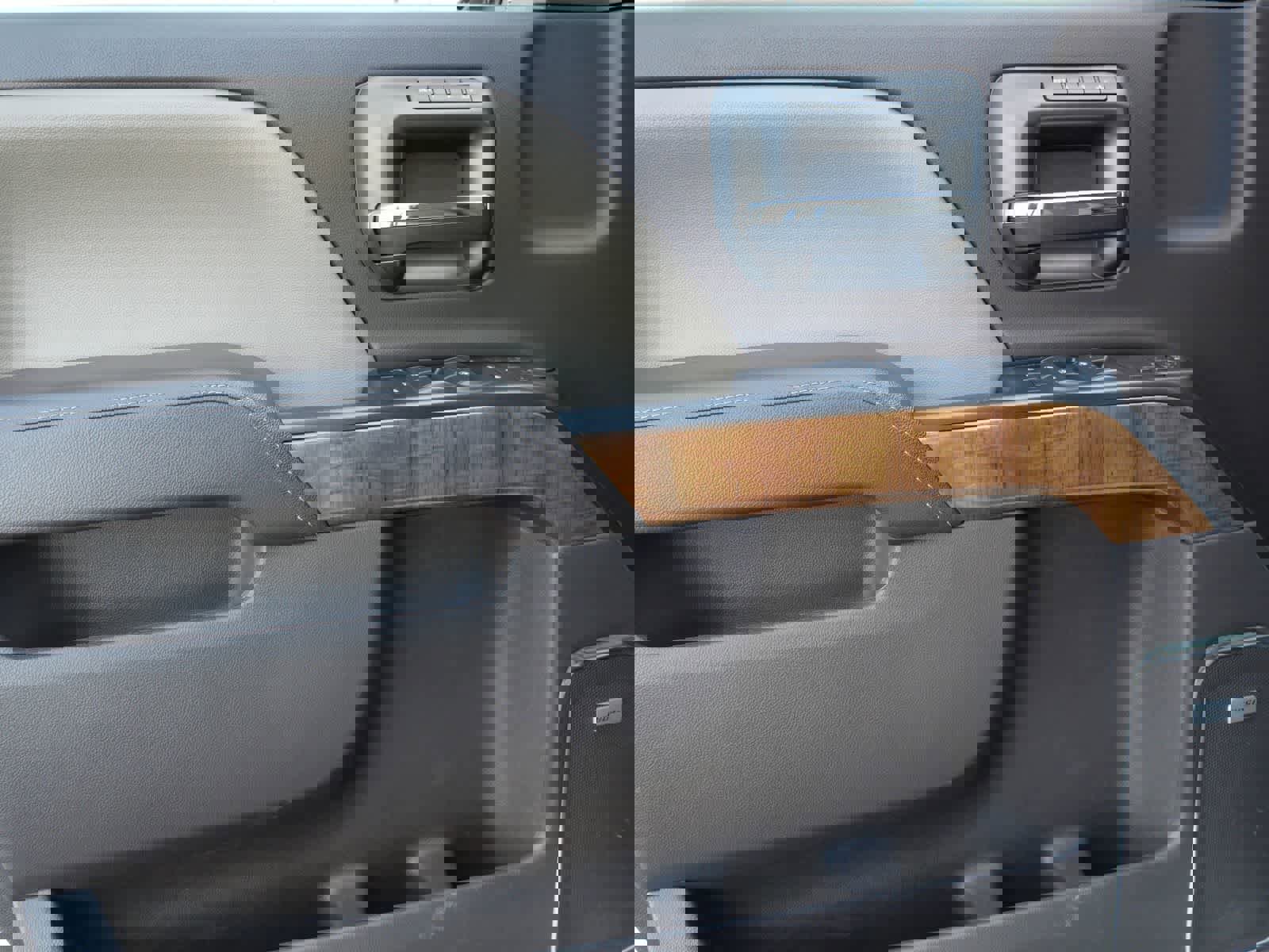 Used 2014 GMC Sierra 1500 SLT w/ SLT Crew Cab Value Package image 9