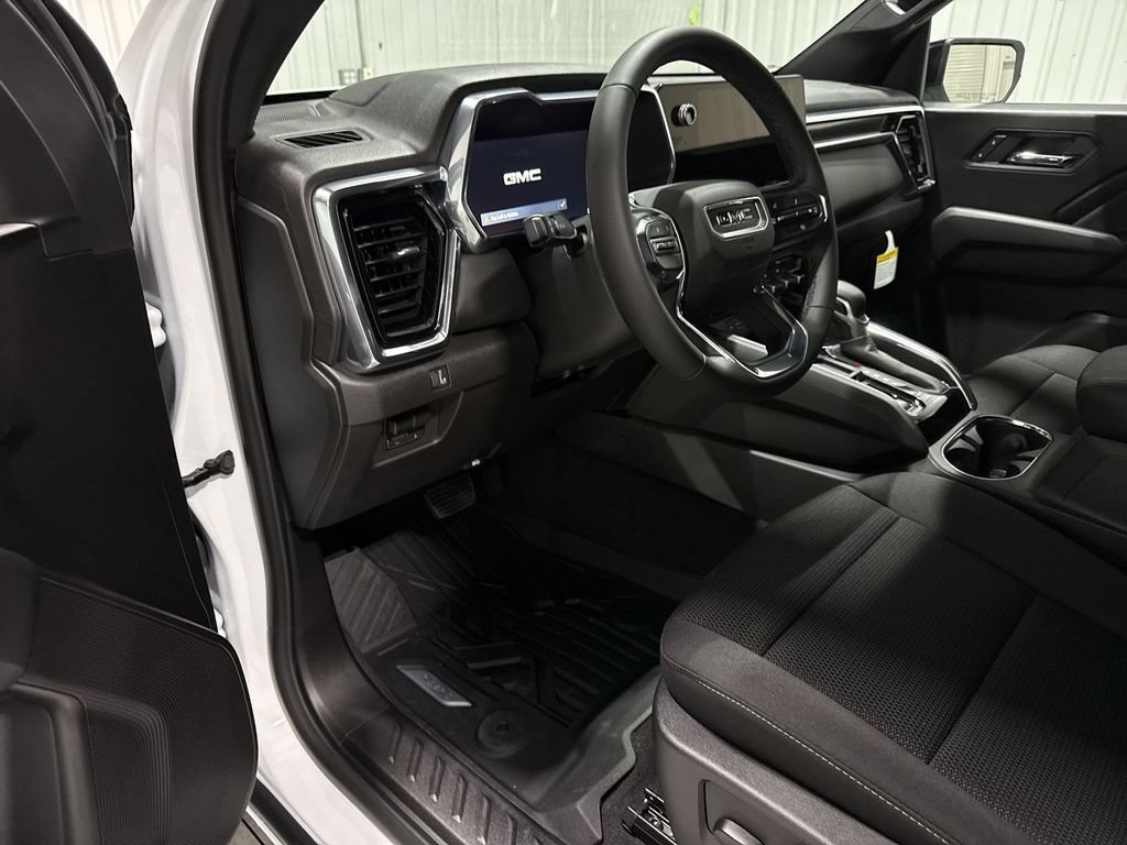 New 2026 GMC Canyon Elevation w/ Convenience Package RWD image 10