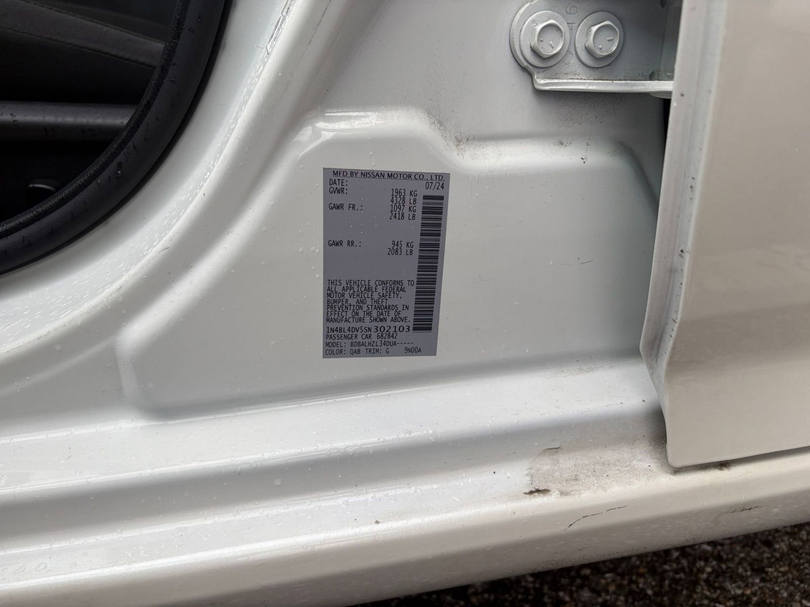 Used 2025 Nissan Altima 2.5 SV FWD image 29