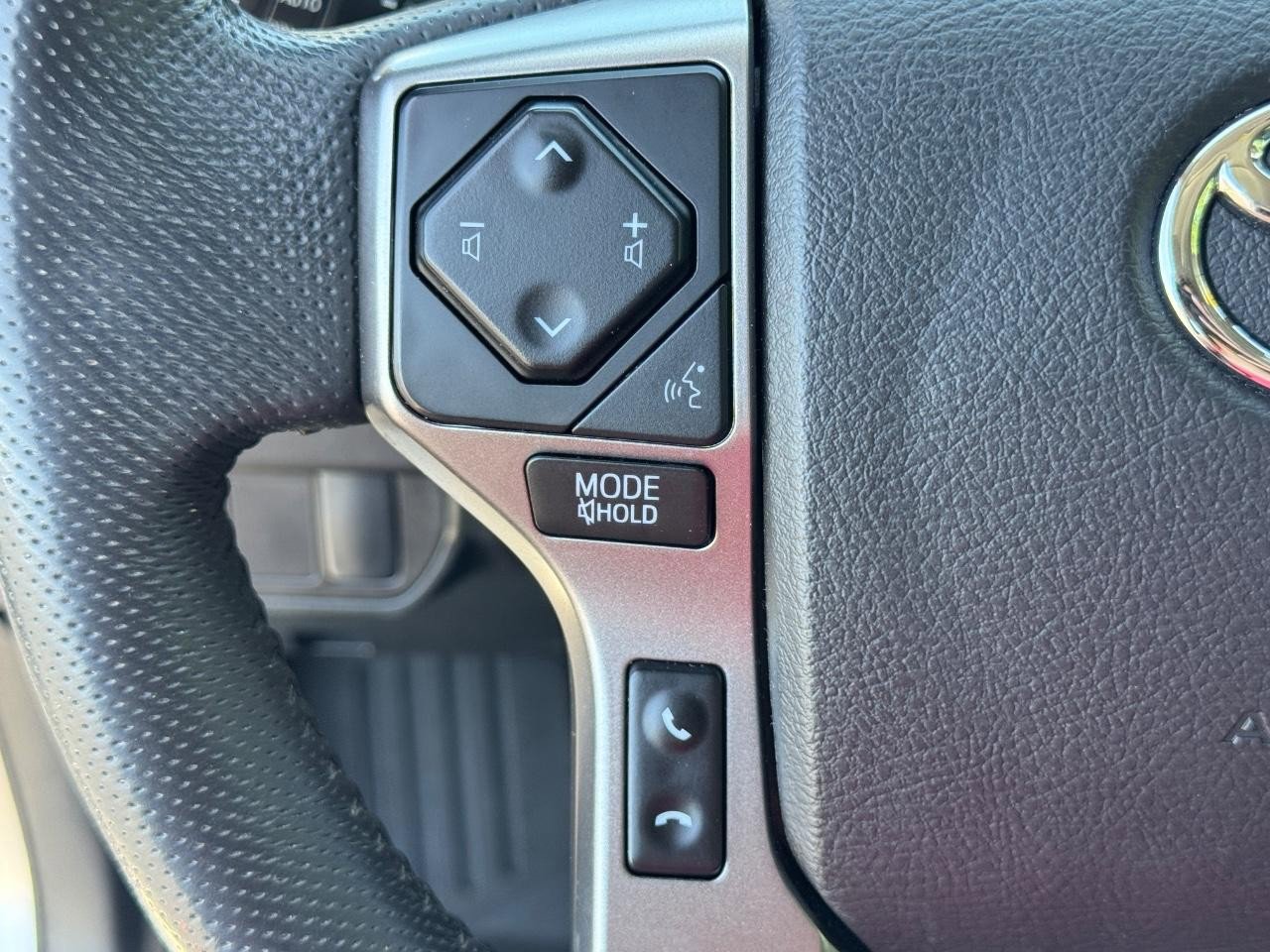 Used 2023 Toyota Tacoma SR5 AWD/4WD image 20