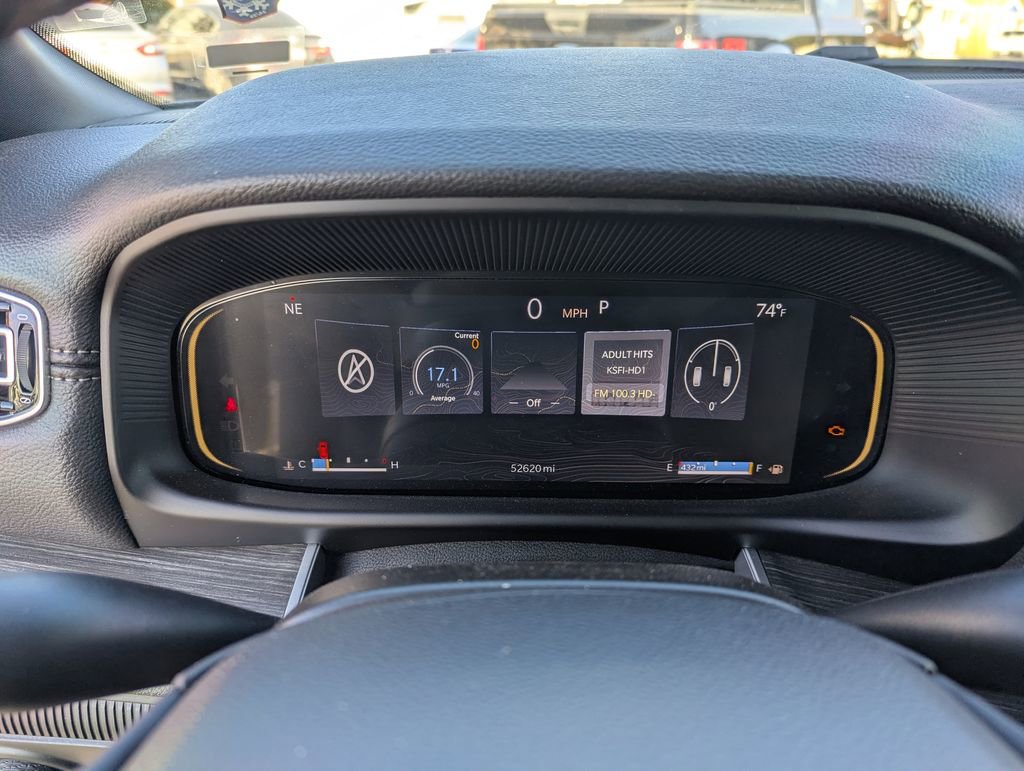 Used 2024 Jeep Wagoneer Series II w/ Flexible Seating Group image 24