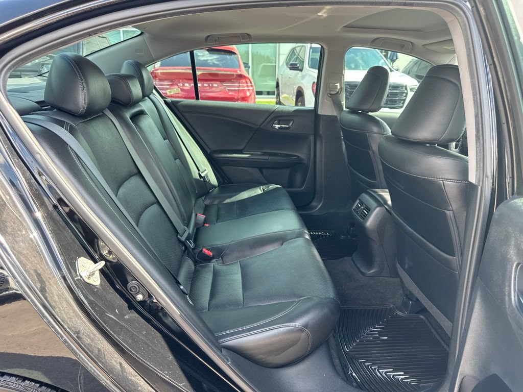 Used 2016 Honda Accord EX-L image 25