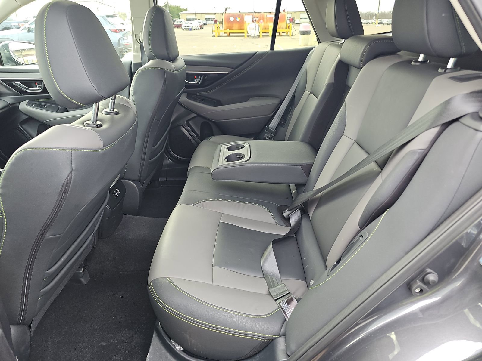 Used 2025 Subaru Outback Onyx Edition image 18