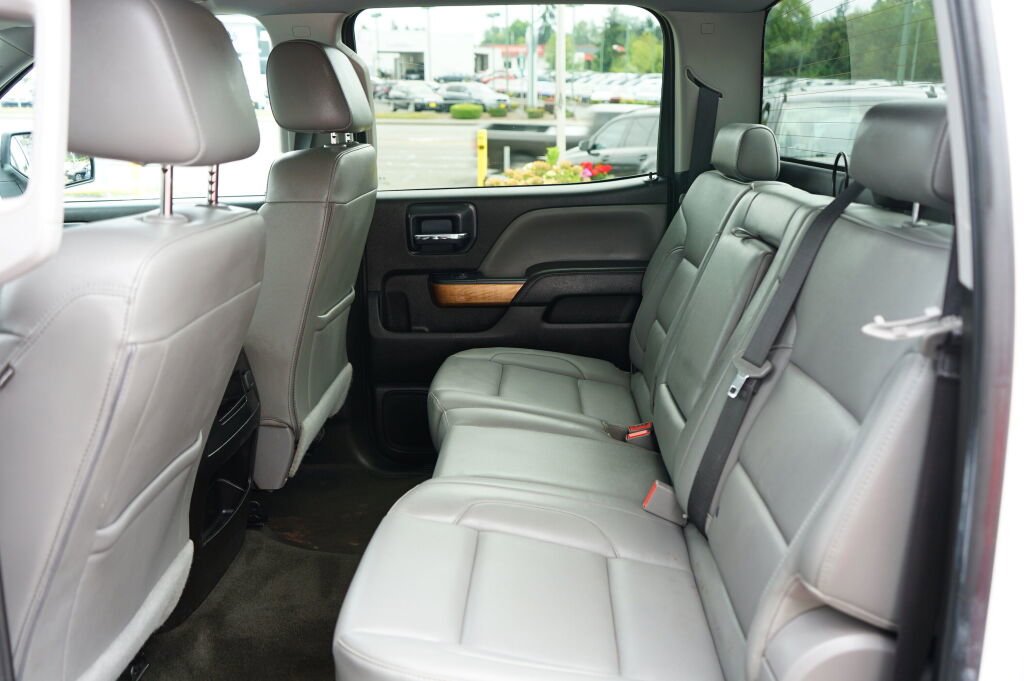 Used 2018 Chevrolet Silverado 1500 LTZ w/ LTZ Plus Package image 11