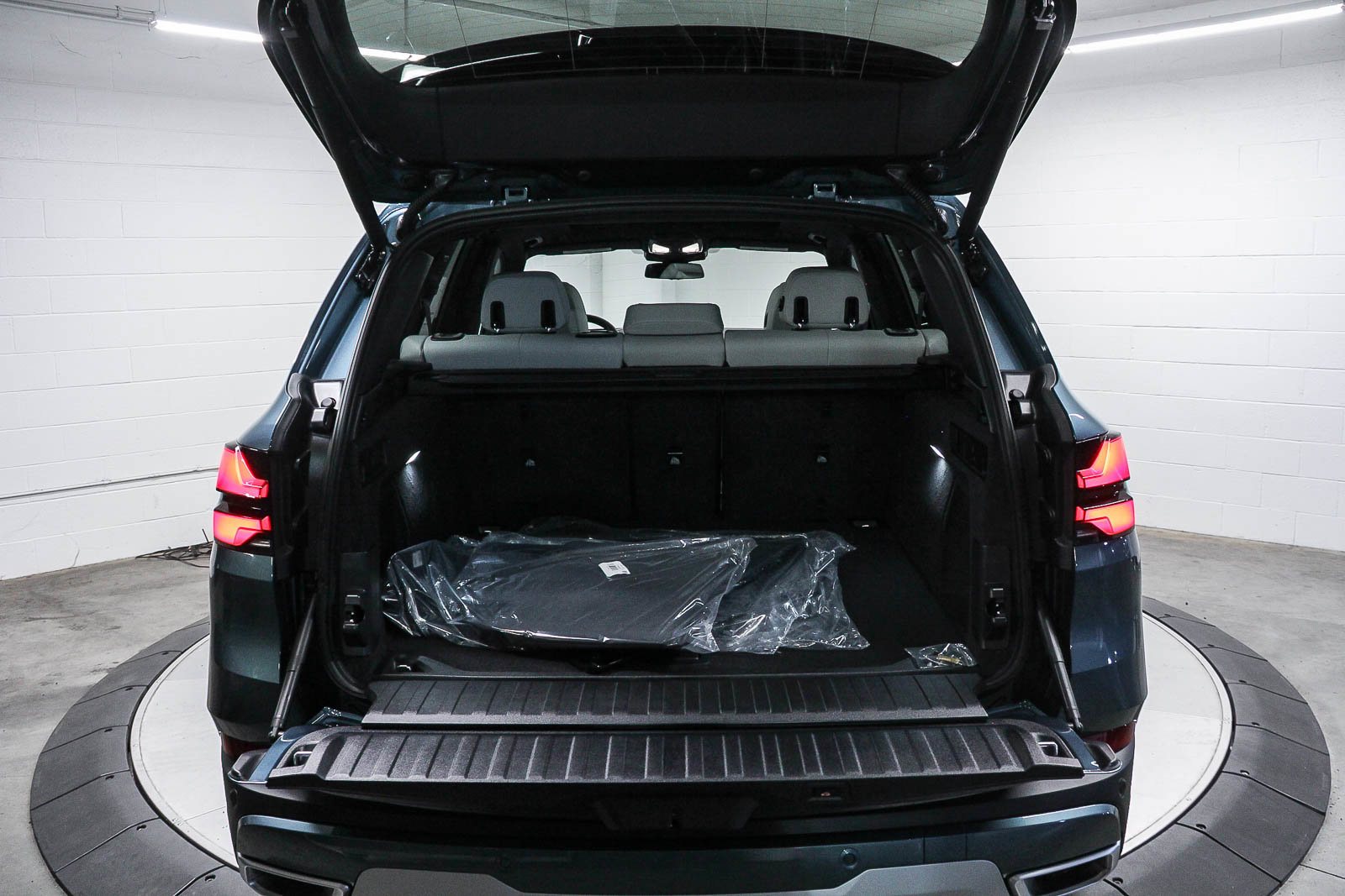 New 2026 BMW X5 sDrive40i RWD image 26