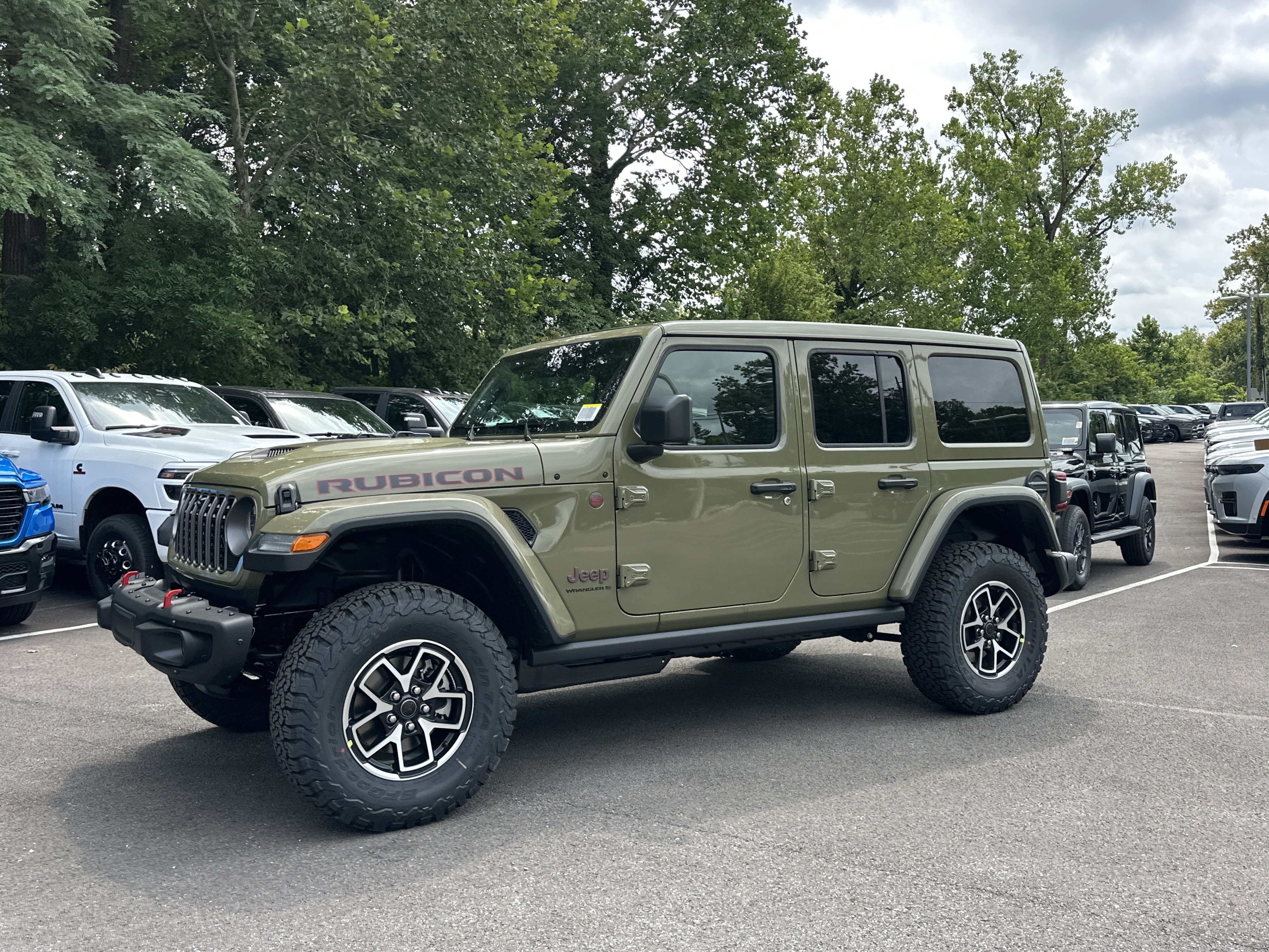 New 2027 Jeep Wrangler Unlimited Rubicon AWD/4WD image 24