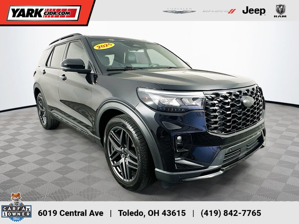 Used 2025 Ford Explorer ST w/ Sun And Sound Package AWD/4WD image 1