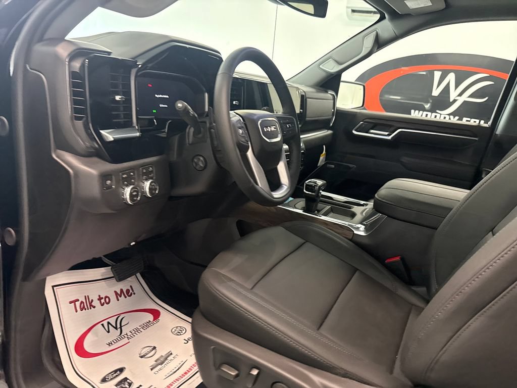 New 2026 GMC Sierra 1500 SLT AWD/4WD image 11
