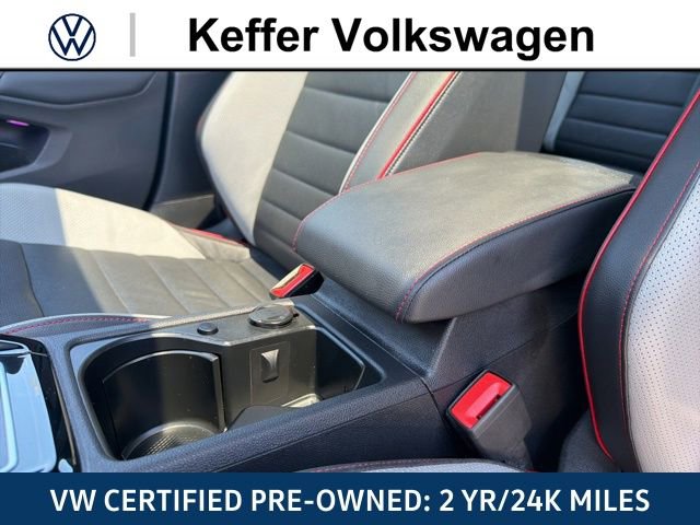 Used 2024 Volkswagen GTI SE FWD image 30