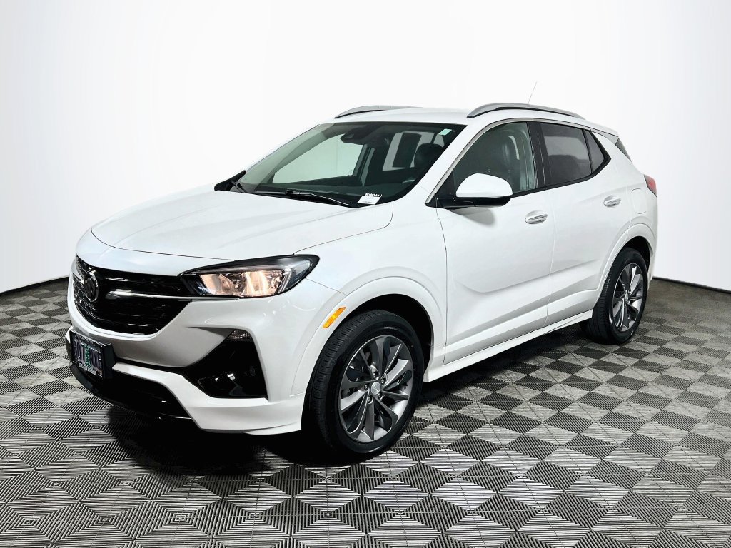 Used 2023 Buick Encore GX Select w/ Sport Touring Package AWD/4WD image 3