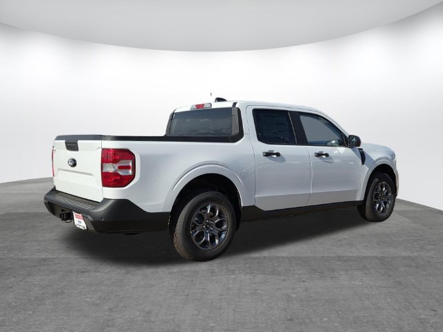 New 2026 Ford Maverick XLT FWD image 2