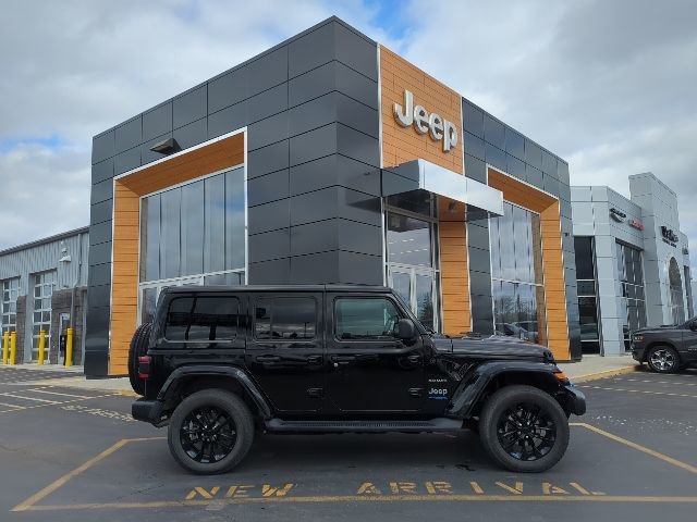 Used 2022 Jeep Wrangler Unlimited Sahara w/ Cold Weather Group