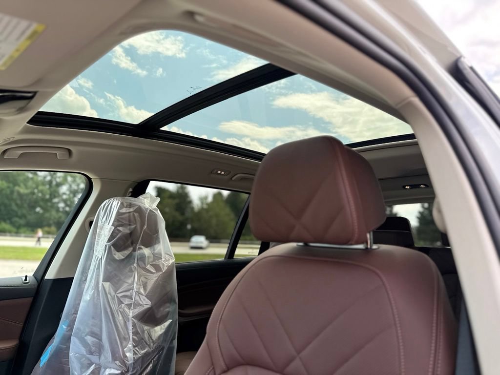 New 2027 BMW X7 xDrive40i AWD/4WD image 11