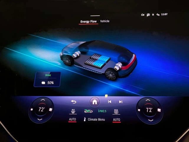 Used 2023 Mercedes-Benz EQS 580 4MATIC SUV image 24