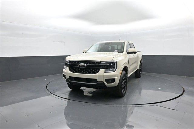 New 2025 Ford Ranger Lariat w/ FX4 Off-Road Package image 3
