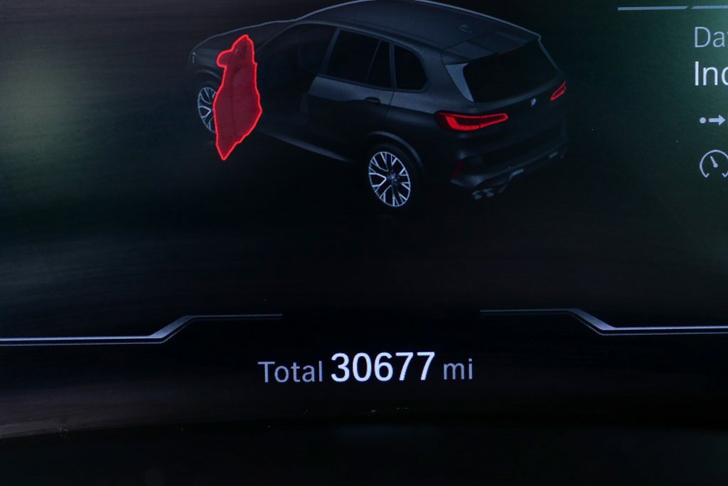 Used 2023 BMW X5 M w/ Competition Package image 9