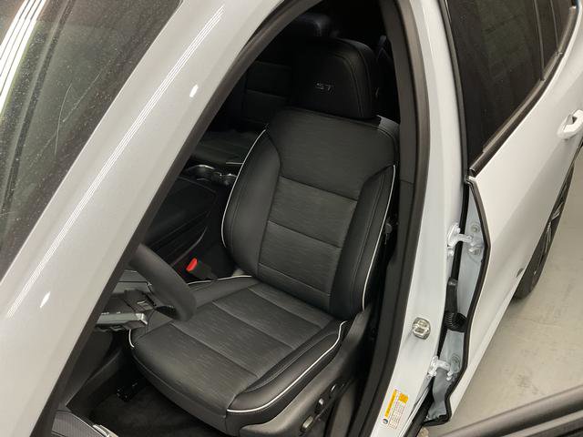 New 2026 Buick Enclave Sport Touring image 9