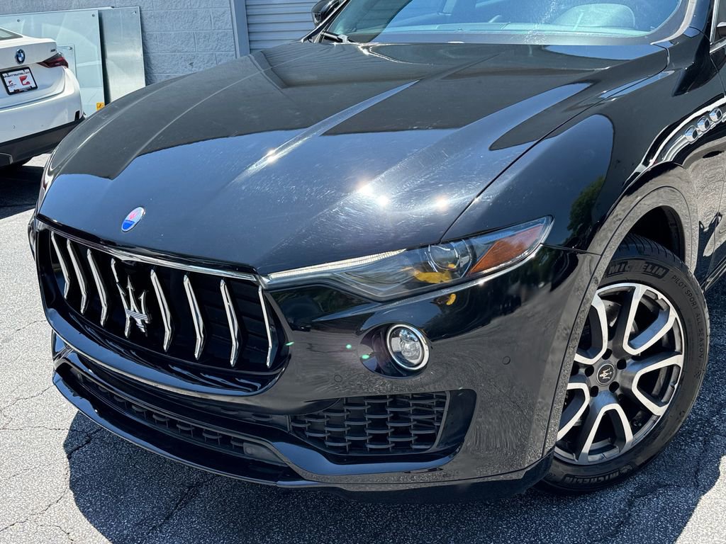 Used 2020 Maserati Levante S AWD/4WD image 2