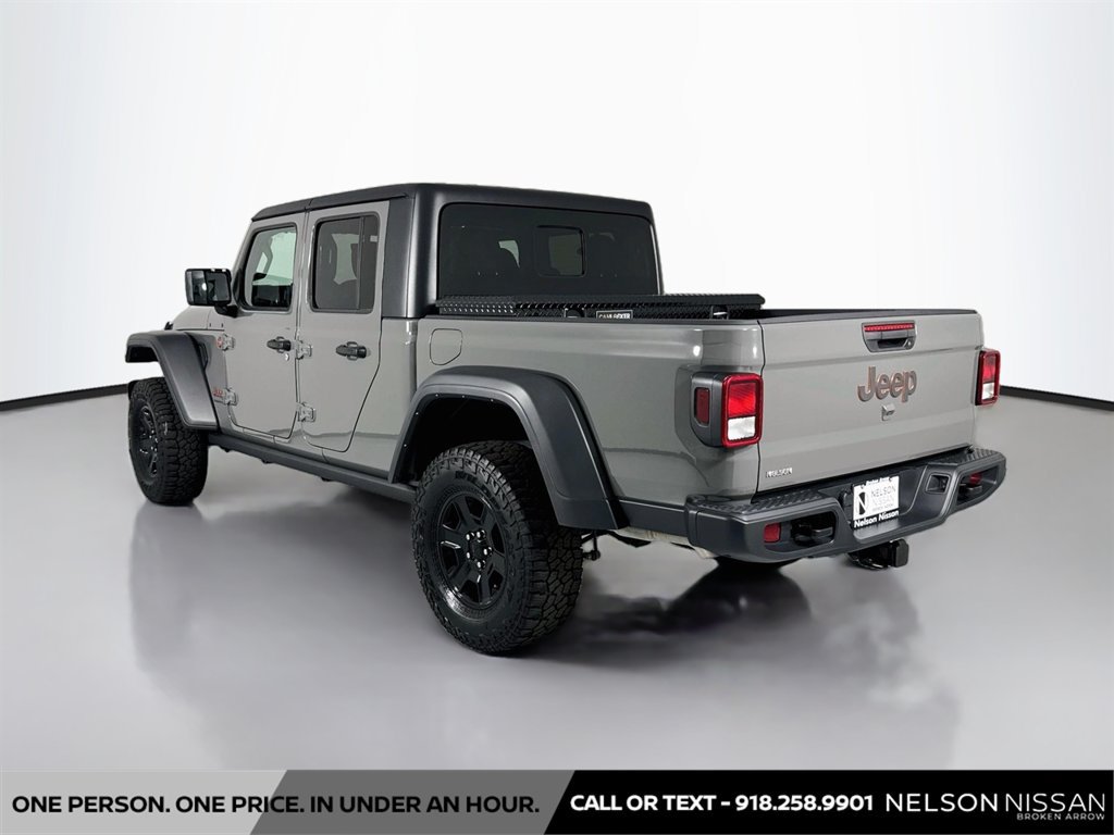 Used 2023 Jeep Gladiator Mojave w/ Cold Weather Group AWD/4WD image 7