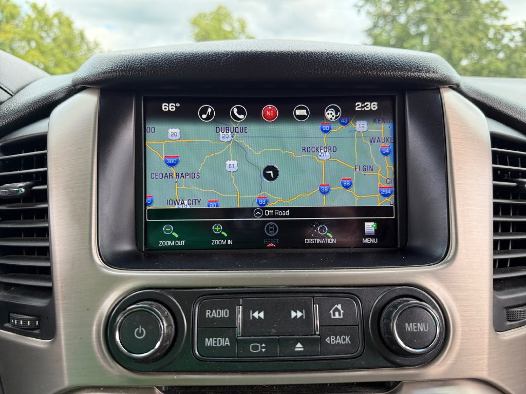 Used 2016 GMC Yukon Denali w/ Open Road Package AWD/4WD image 48