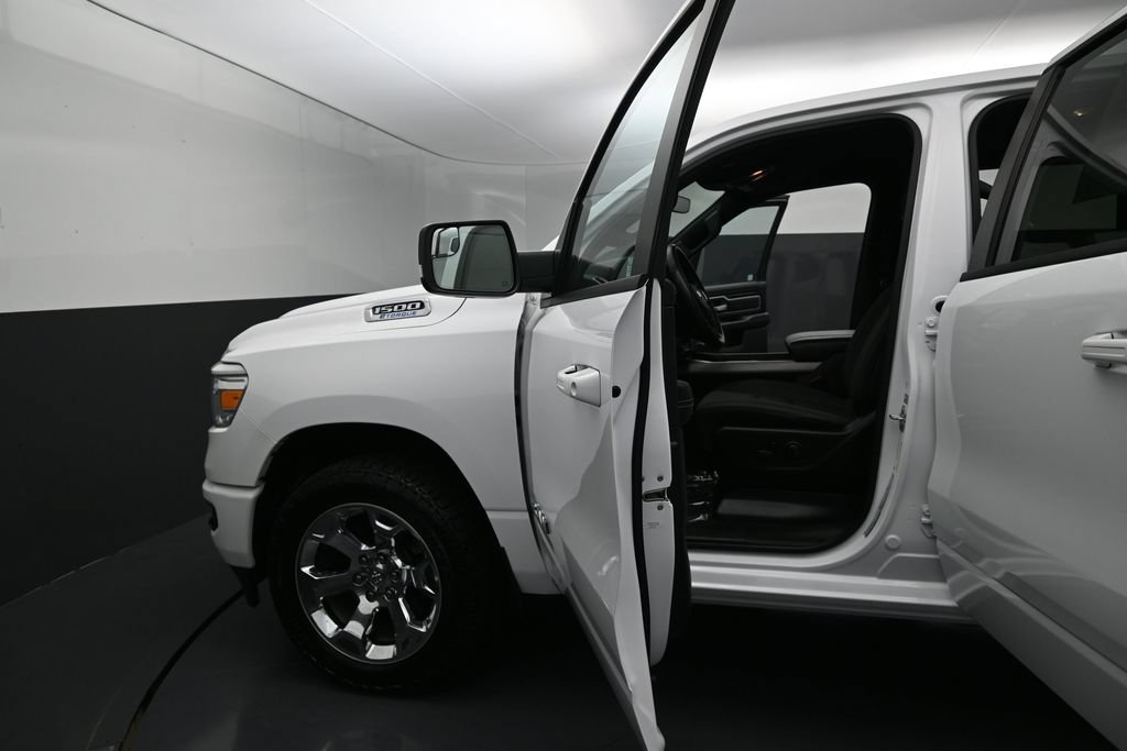 Used 2022 RAM 1500 Big Horn AWD/4WD image 12