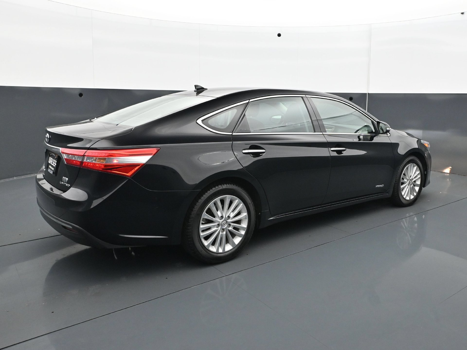Used 2014 Toyota Avalon Limited FWD image 7