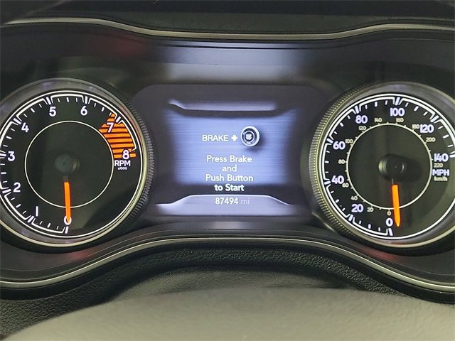 Used 2019 Jeep Cherokee Trailhawk image 15