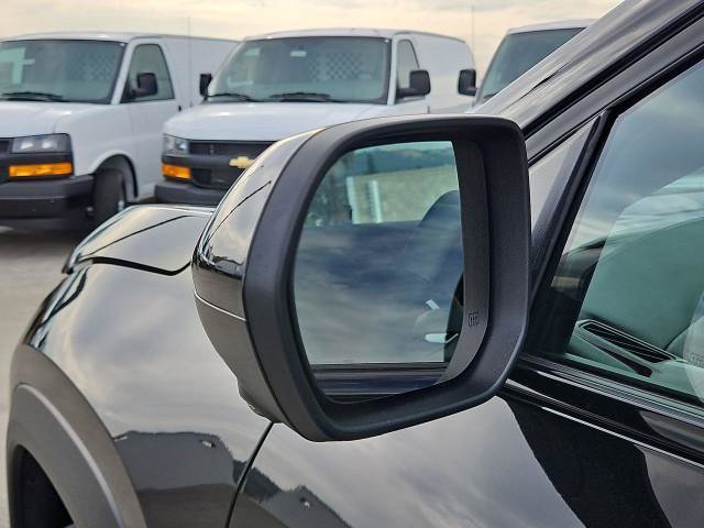 New 2027 Chevrolet Equinox RS w/ Safety and Technology Package FWD image 20