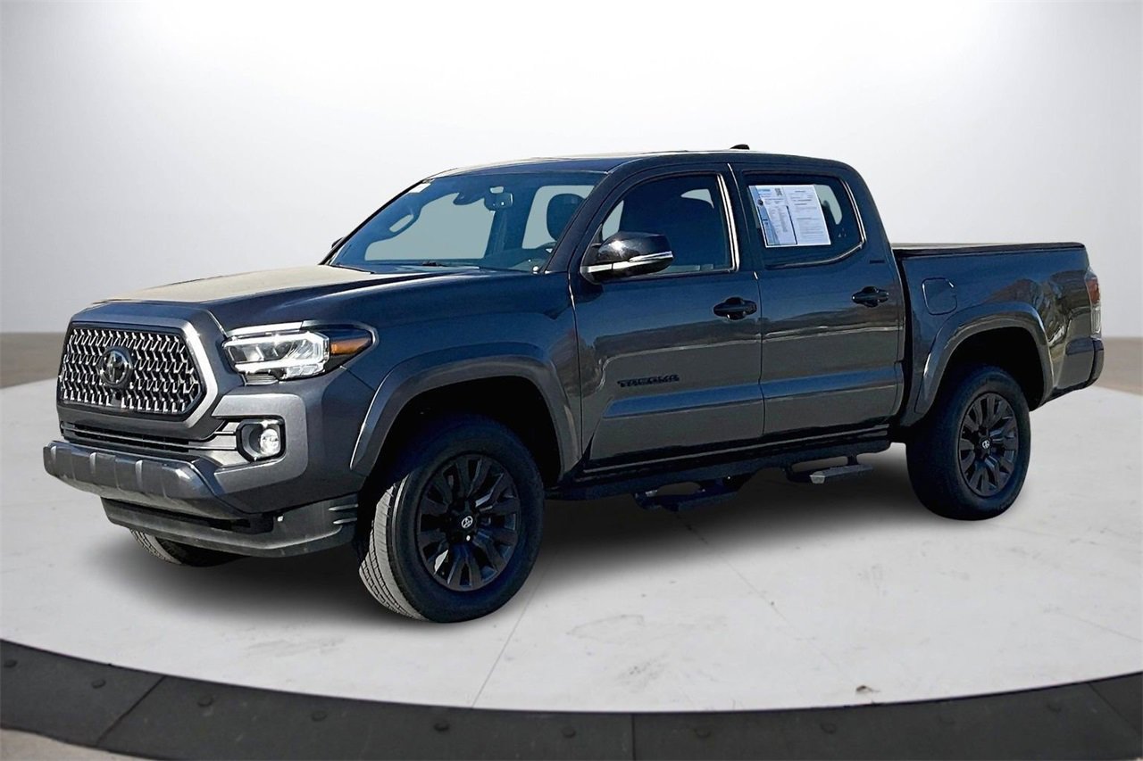 Used 2022 Toyota Tacoma Limited image 4