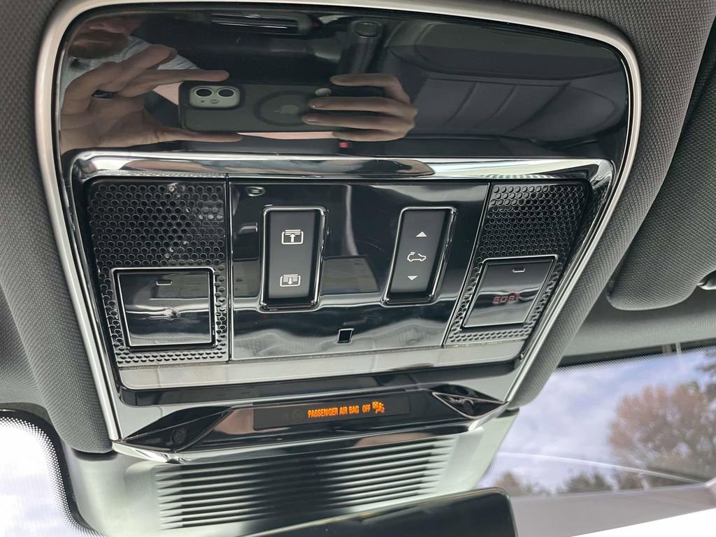 Used 2024 Land Rover Range Rover Sport Dynamic SE image 30