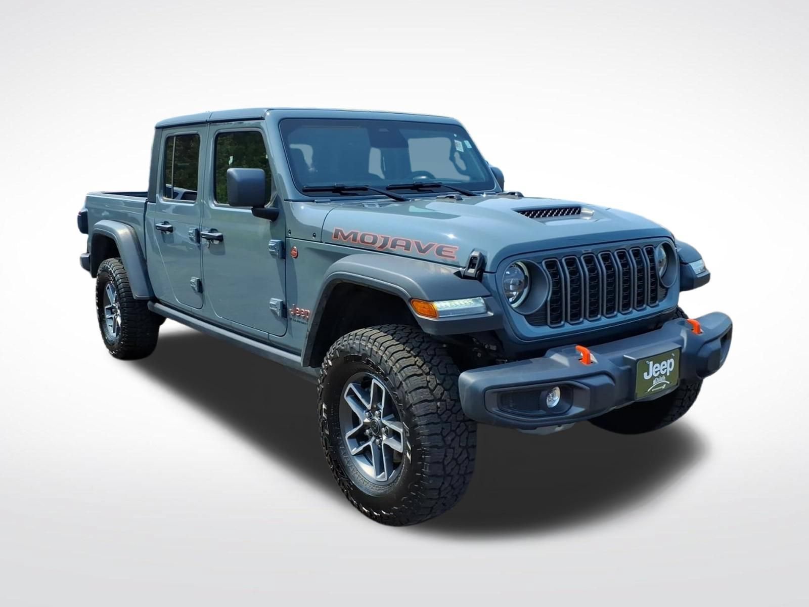 Used 2026 Jeep Gladiator Mojave AWD/4WD image 8