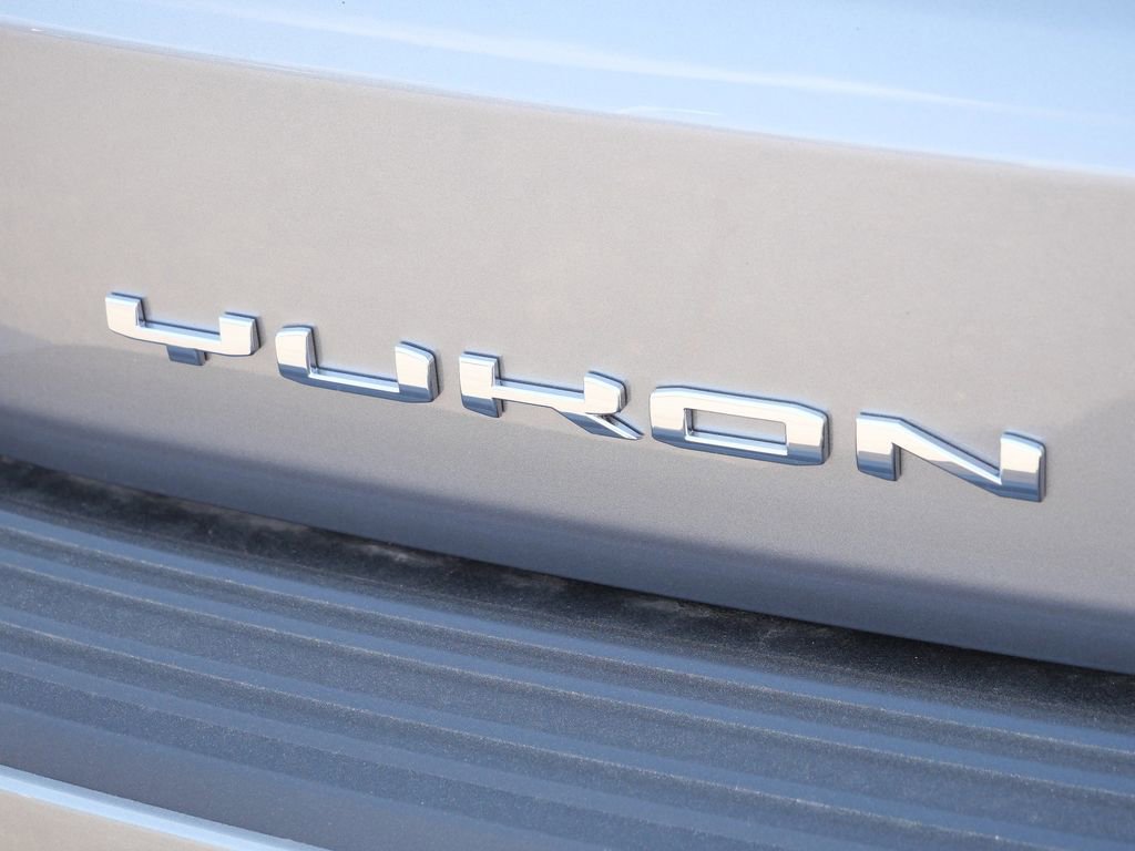 New 2026 GMC Yukon Elevation AWD/4WD image 16