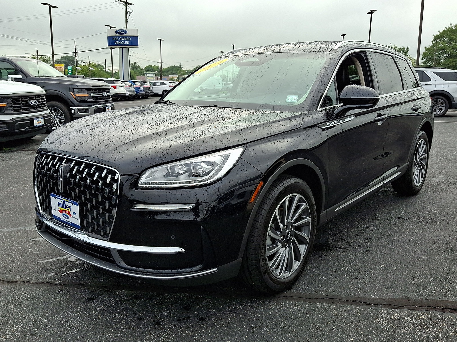 Certified 2024 Lincoln Corsair Reserve w/ Equipment Group 201A AWD/4WD image 3