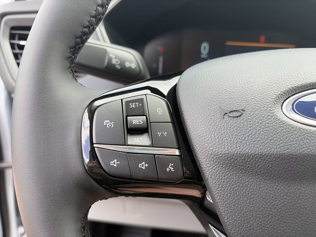 Used 2025 Ford Escape Active w/ Tech Pack #1 FWD image 20