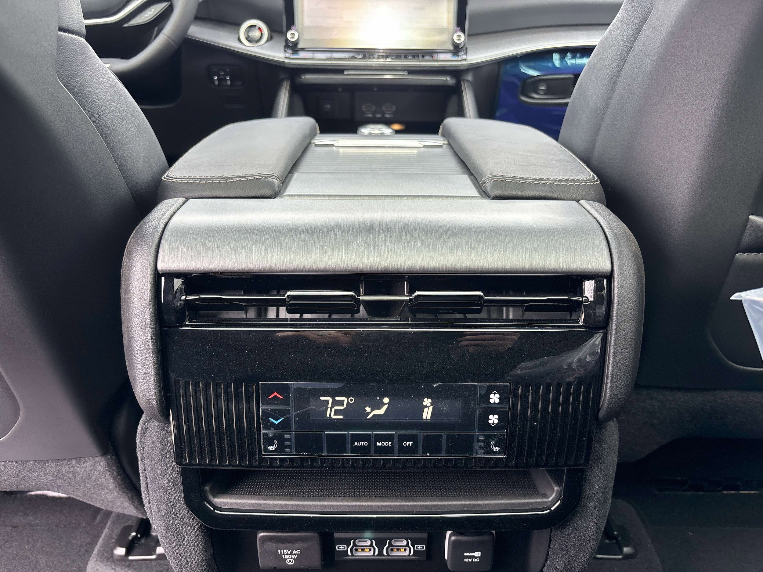 New 2026 Jeep Grand Wagoneer L Limited AWD/4WD image 9