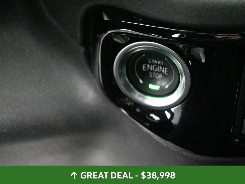 Used 2025 Chevrolet Silverado 1500 LT image 33