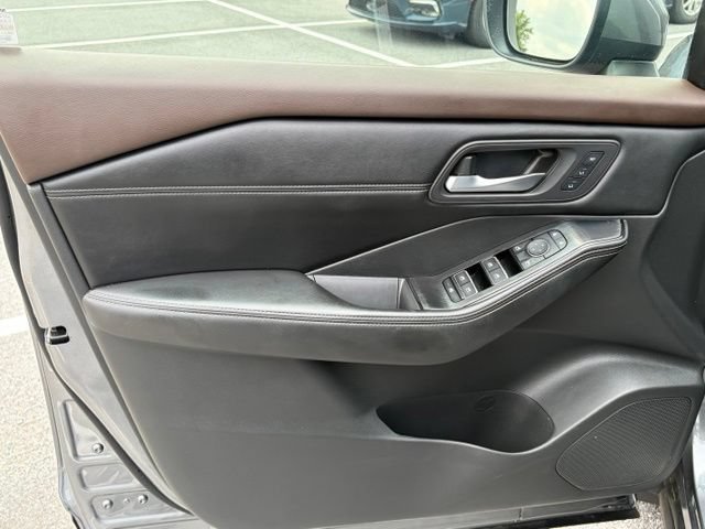 Certified 2023 Nissan Rogue SL AWD/4WD image 11