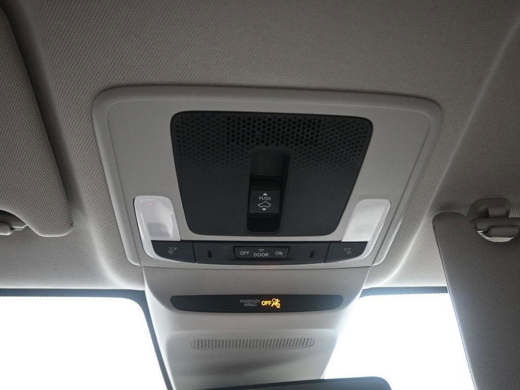 Used 2023 Honda HR-V EX-L image 11