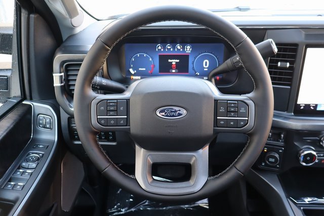 New 2026 Ford F250 Lariat w/ Black Appearance Package image 25