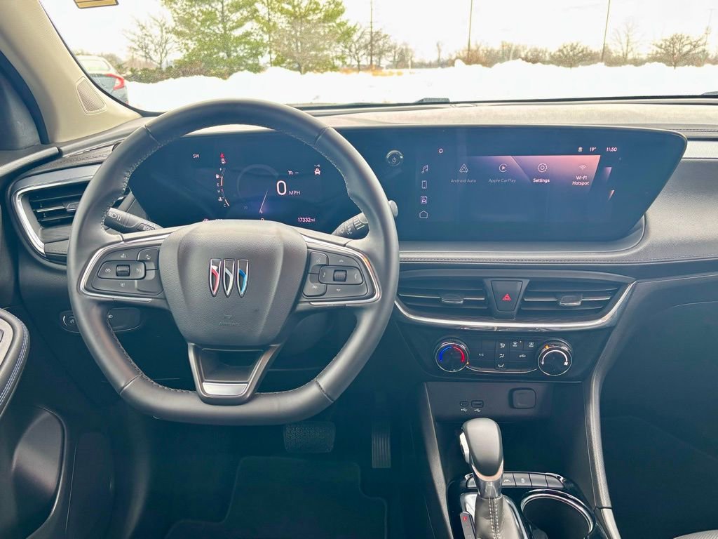 Used 2025 Buick Encore GX Sport Touring image 22