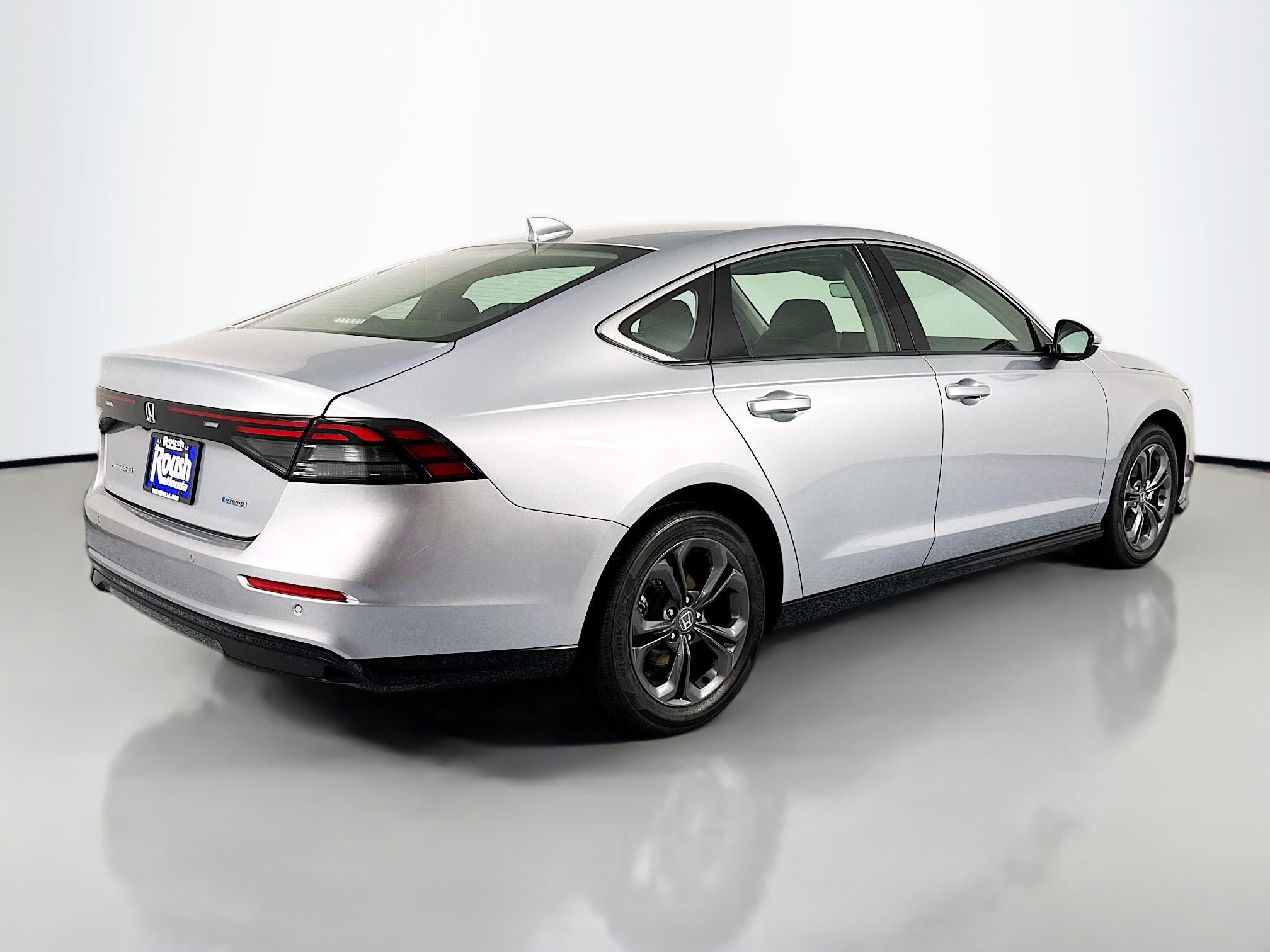 Certified 2024 Honda Accord EX-L image 5