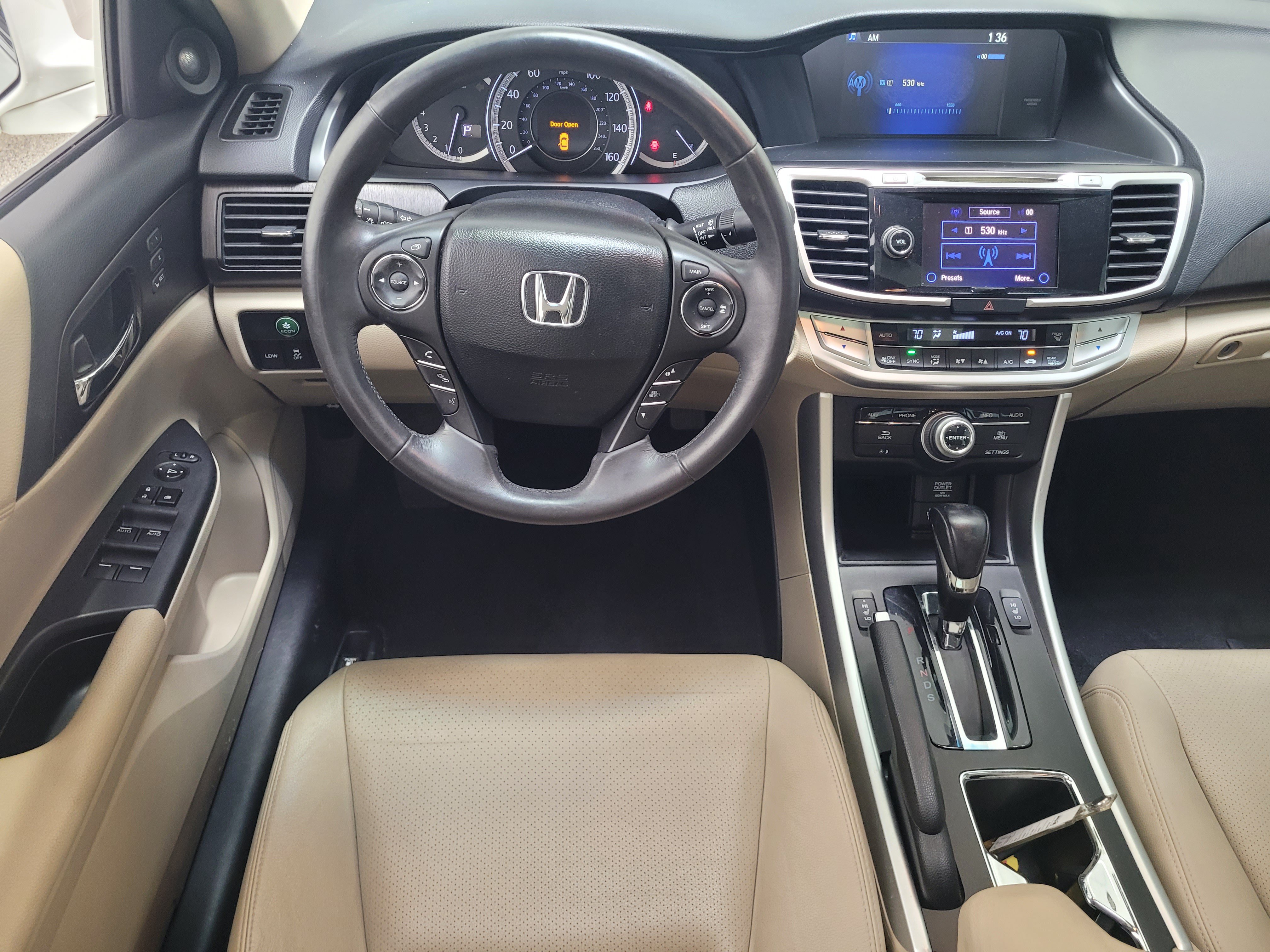 Used 2014 Honda Accord Touring image 16