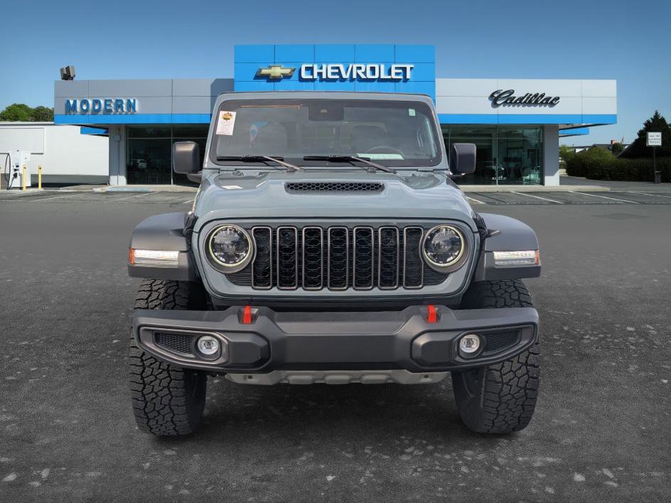 Used 2024 Jeep Gladiator Mojave w/ Safety Group image 2