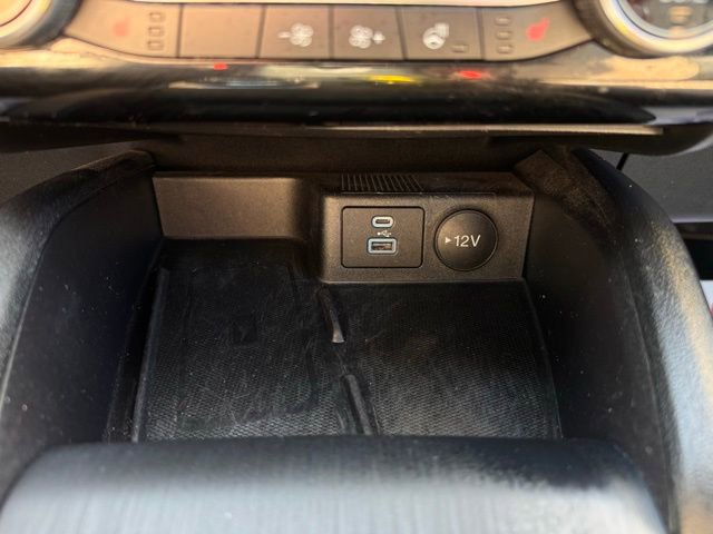 Used 2022 Ford Escape Titanium w/ Titanium Elite Package image 18