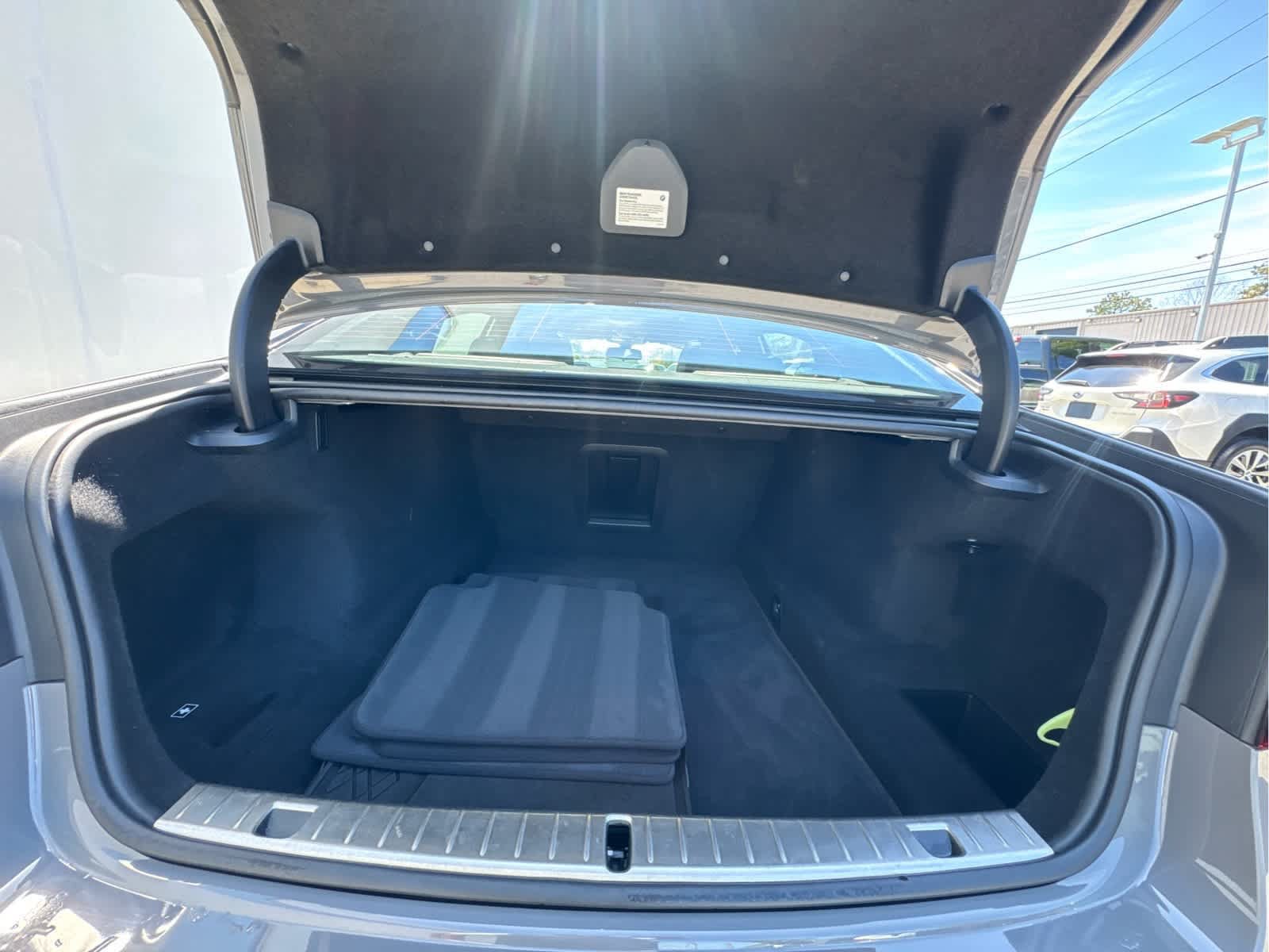 Used 2022 BMW 750Li xDrive AWD/4WD image 26
