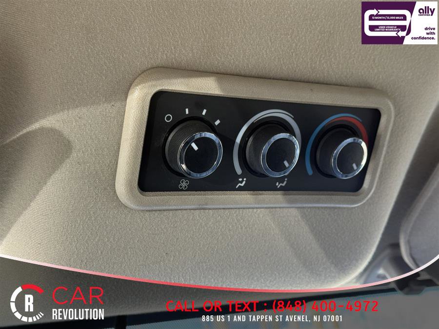 Used 2020 Chevrolet Express 3500 LS image 18