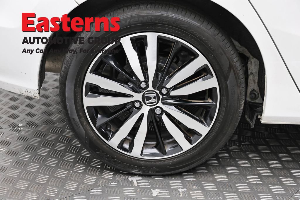 Used 2020 Honda Fit EX image 29